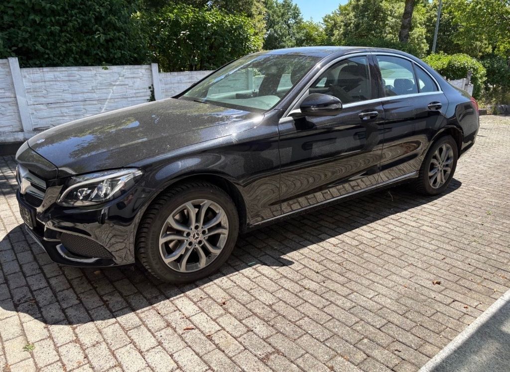Bild des Angebotes Mercedes-Benz C200 4 MATIC Limousine - AHK