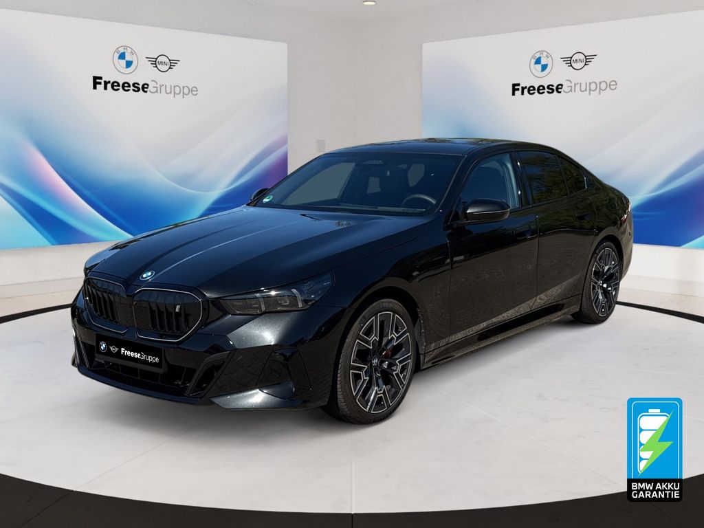 Bild des Angebotes BMW i5 xDrive40 Vollaustattung m. AHK UPE 97.220,-€