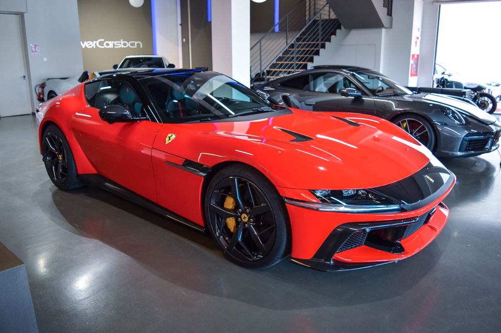 Bild des Angebotes Ferrari 12 Cilindri - FULL CARBON