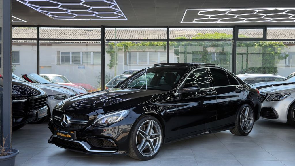 Bild des Angebotes Mercedes-Benz C 63 AMG PANORAMA,BURMESTER,TEMPOMAT,R-KAMERA