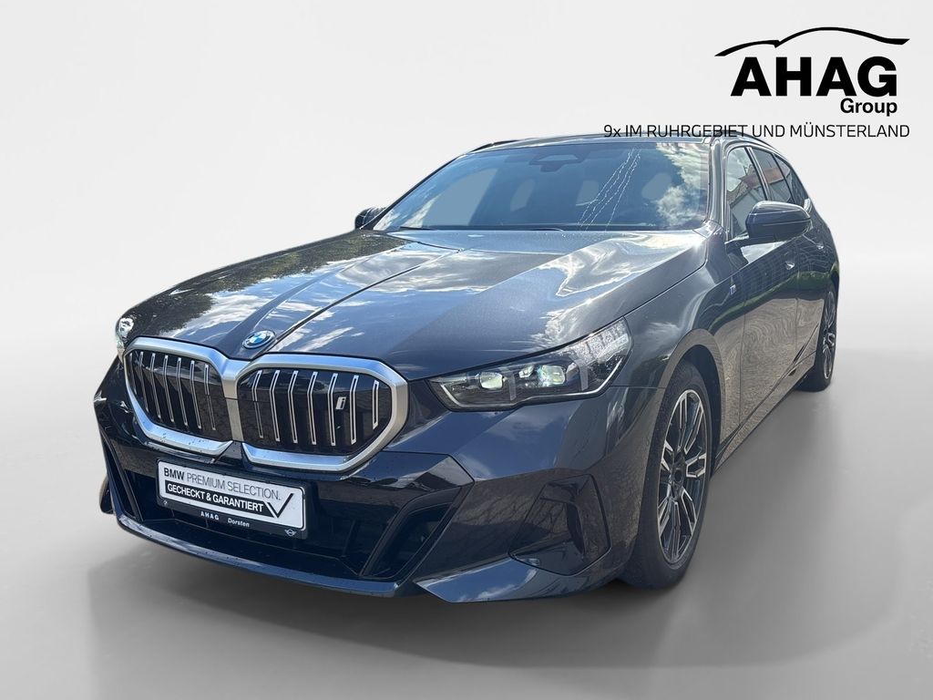 Bild des Angebotes BMW i5 eDrive40 Touring
