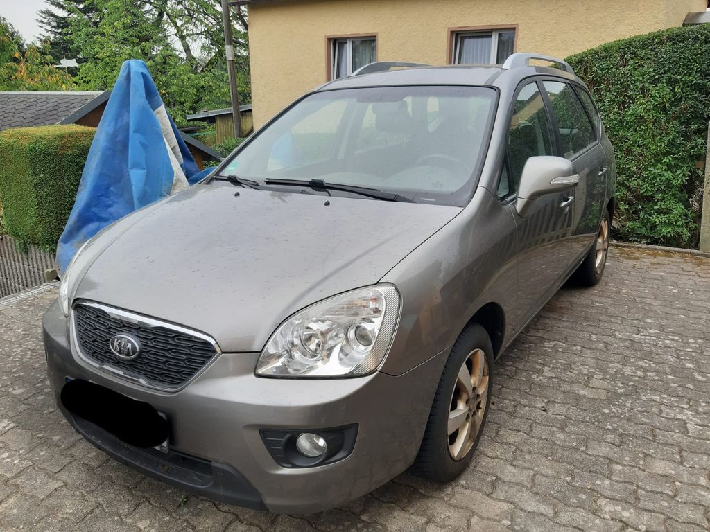 Kia Carens 1.6 CRDi / 7 Sitze / Van / AHK