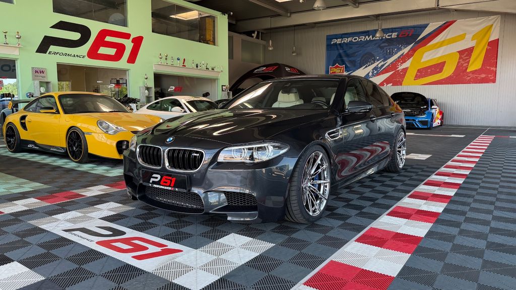 BMW M5 Limo/H&K/HUD/Tempomat/Comp./ KW V 3
