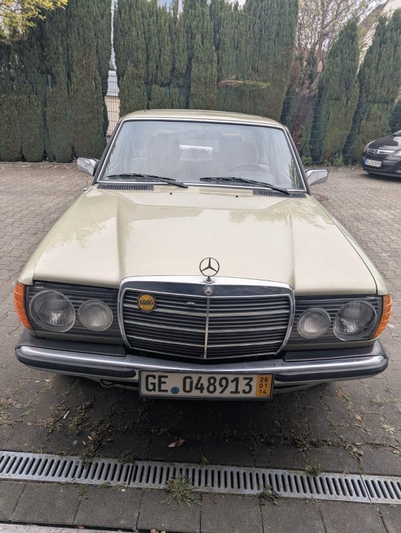 Bild des Angebotes Mercedes-Benz 300 D