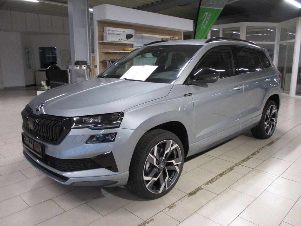 Bild des Angebotes Skoda Karoq Sportline Automatik, Navi, Cam.,19Zoll,AHK