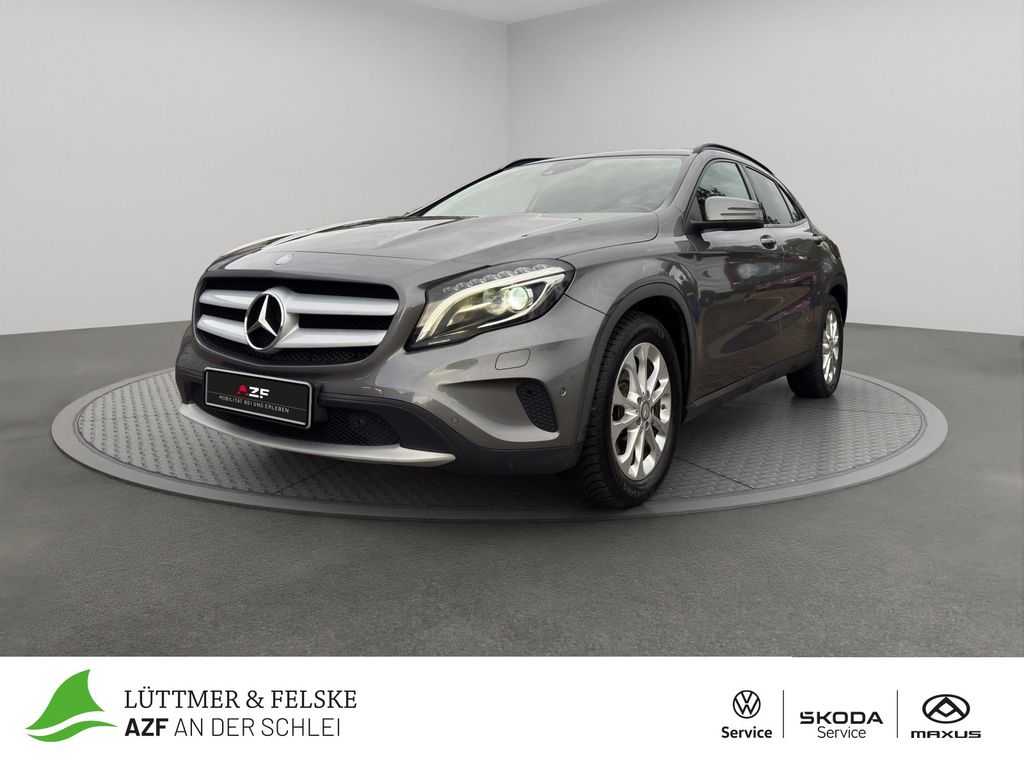 Bild des Angebotes Mercedes-Benz GLA 250 4Matic DCT XENON+RFK+AHK+PANO