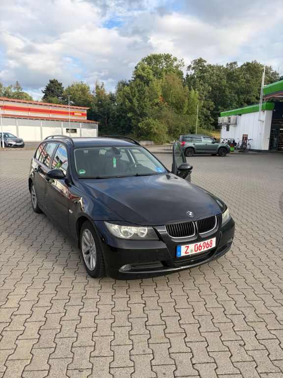 Bild des Angebotes BMW 320I touring Edition Lifestyle Edition Lifestyle