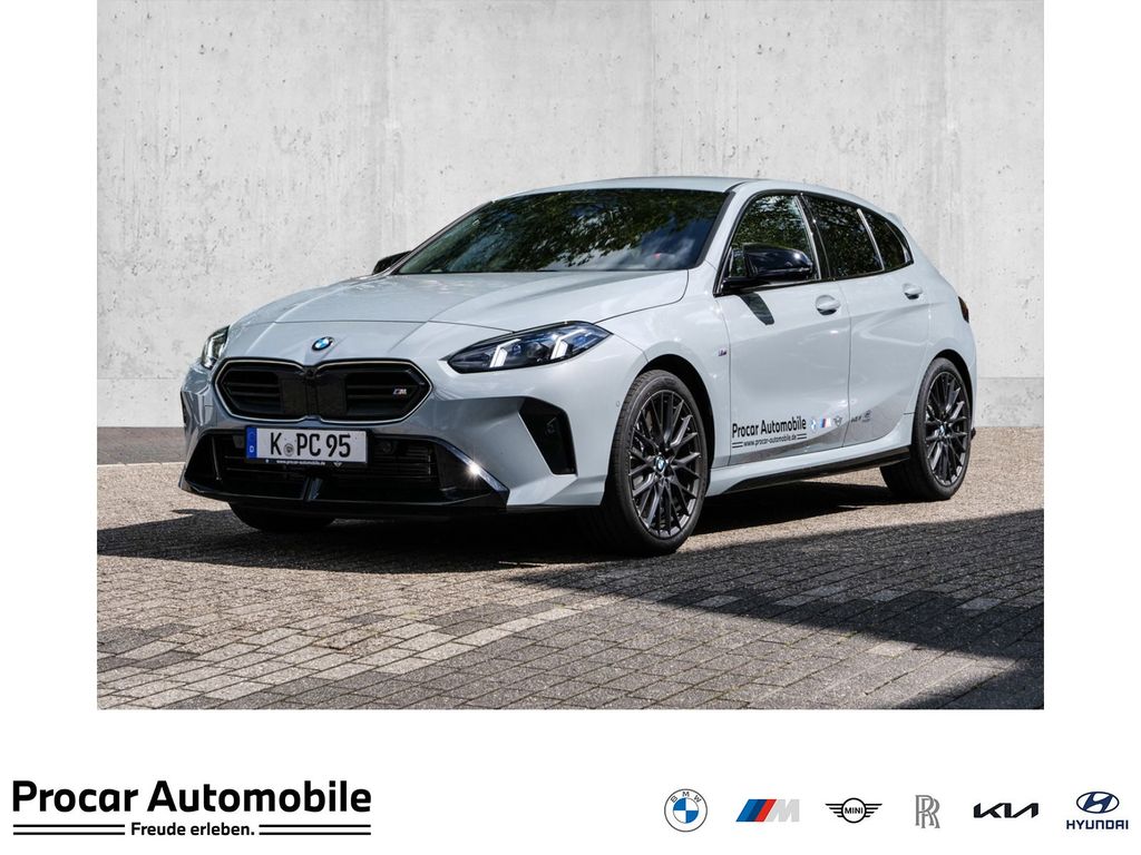 Bild des Angebotes BMW M135 xDrive - M Sport HUD 360°KAM RFK NAVI LED L