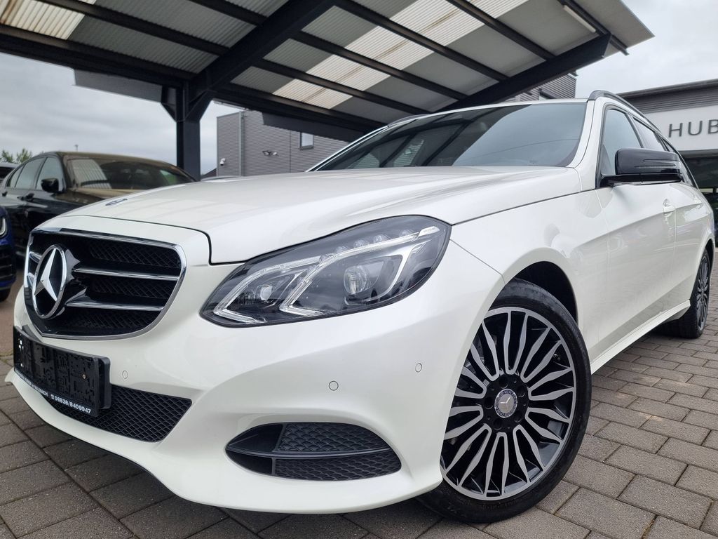 Bild des Angebotes Mercedes-Benz E 250 4Matic Sport-Paket Leder Navi LED Memo H/K