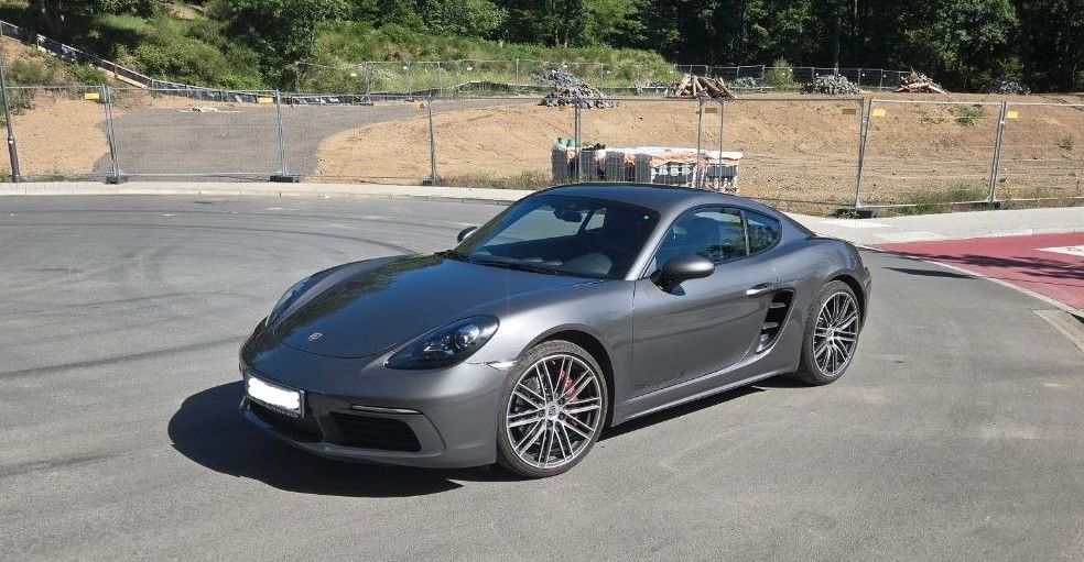 Bild des Angebotes Porsche Cayman S 718 - Achatgrau / Handschalter /