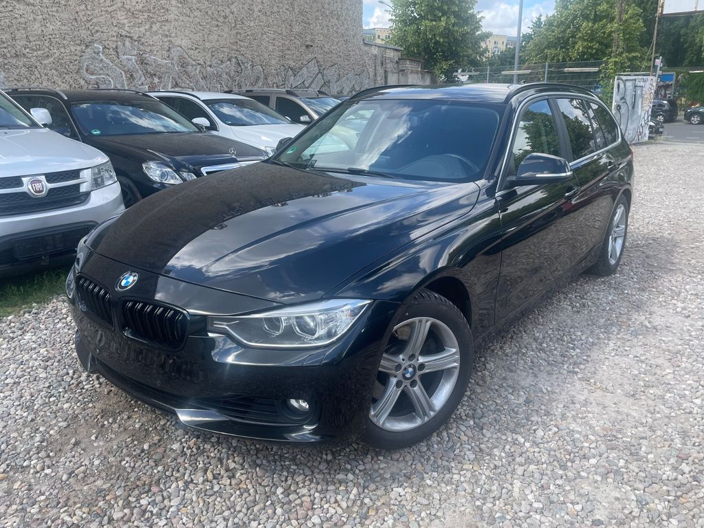Bild des Angebotes BMW 325d Touring*AHK*2.Hand*8fach-bereift*Automatik