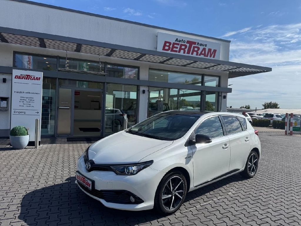 Toyota Auris Hybrid Style Selection