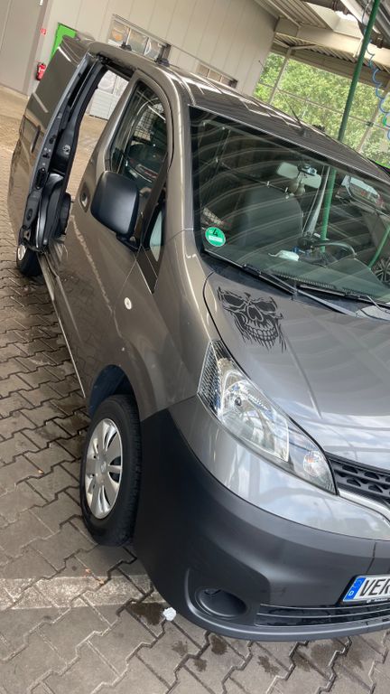 Bild des Angebotes Nissan NV200 - frischer TüV bei Verkauf