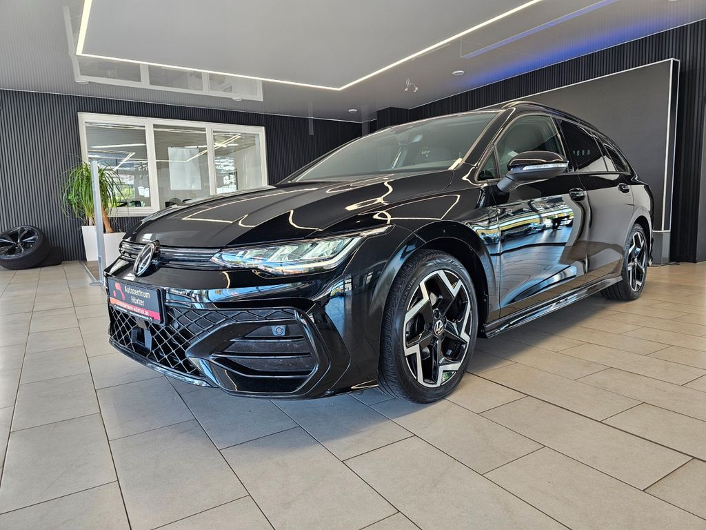 Bild des Angebotes Volkswagen Golf VIII Variant *R-LINE*SPORT*ACC*AWR*CAM*LHZ*