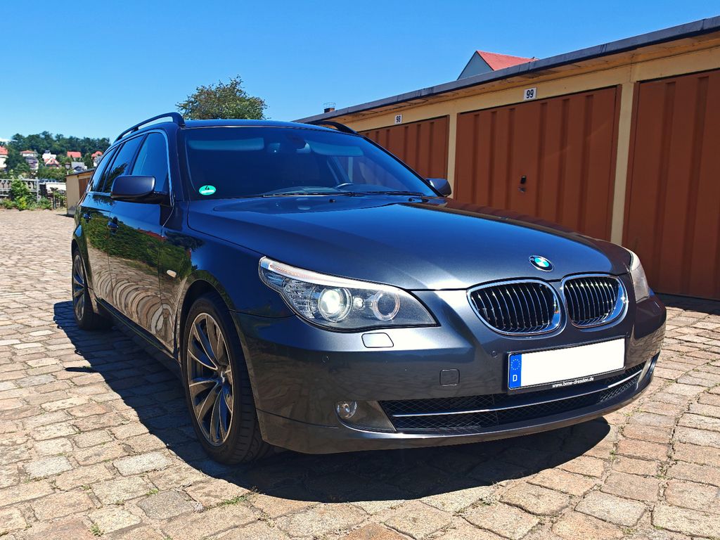 Bild des Angebotes BMW 550i Touring E61 V8 LCI aus 2008