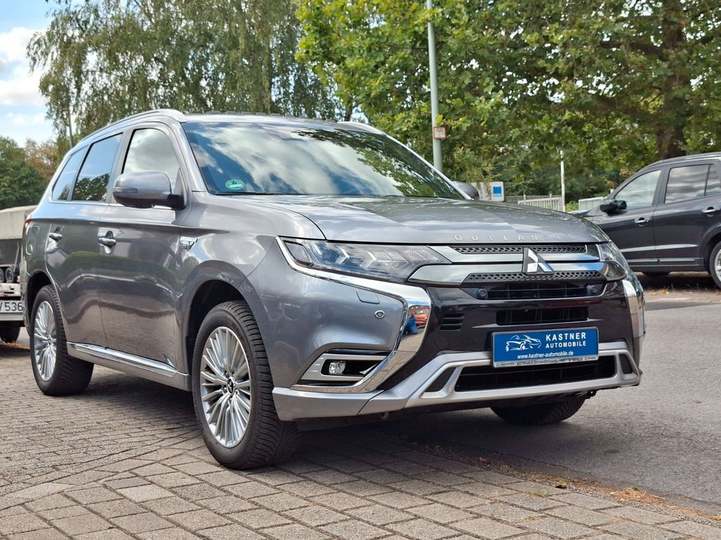 Bild des Angebotes Mitsubishi Outlander PHEV Top 4WD Leder, SD, Automatik
