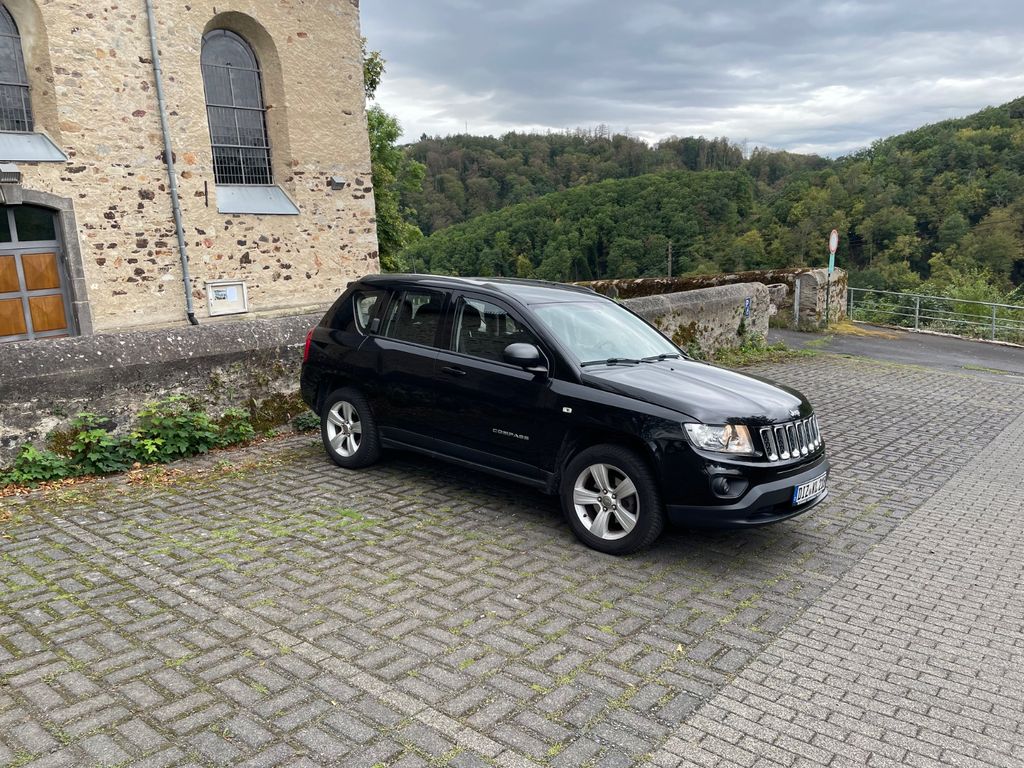 Bild des Angebotes Jeep Compass 2.2 CRD 120kW Sport 4x4 Sport