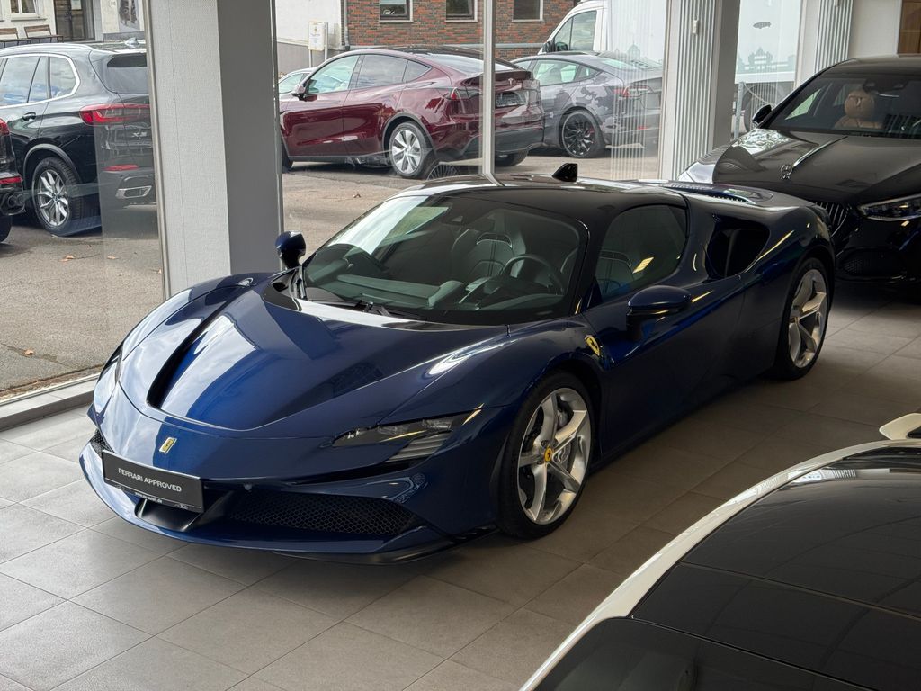 Bild des Angebotes Ferrari SF90 Stradale Two-Tone Lift JBL CarPlay Approved