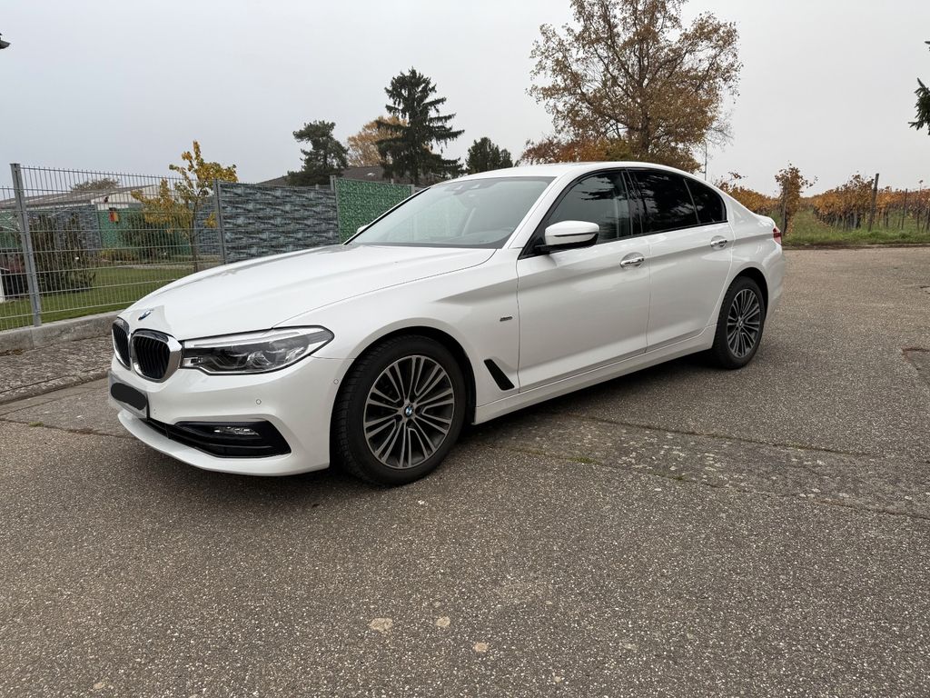 Bild des Angebotes BMW 525d A -