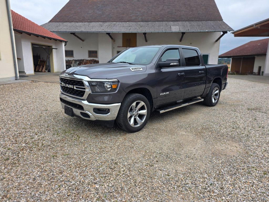Bild des Angebotes Dodge Ram 1500 5.7L 45000km! 4X4 v8 Neu TÜV LONESTAR