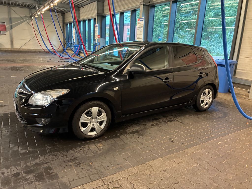 Hyundai i30 1.4 Classic Klimaanlage/AndroidDisplay/TÜV27