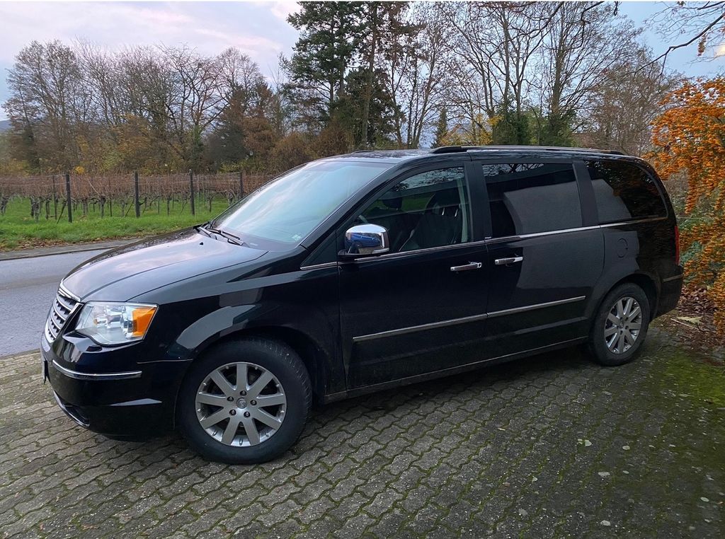 Bild des Angebotes Chrysler Grand Voyager Limited 2.8 CRD Autom. Limited