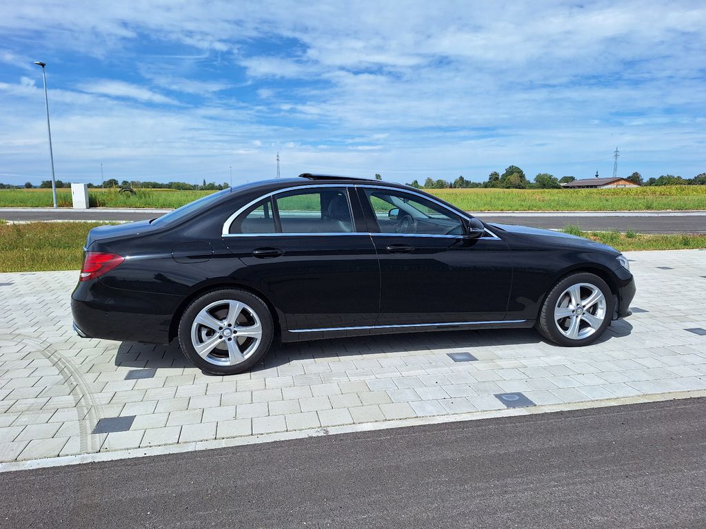Bild des Angebotes Mercedes-Benz E 350d Avantgarde PanoramaSchiebeDach