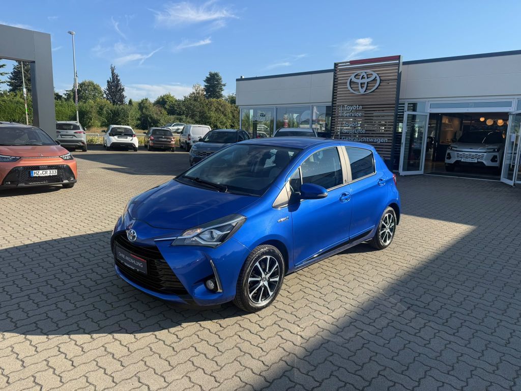 Bild des Angebotes Toyota Yaris Hybrid 1.5 VVT-i Team Deutschland