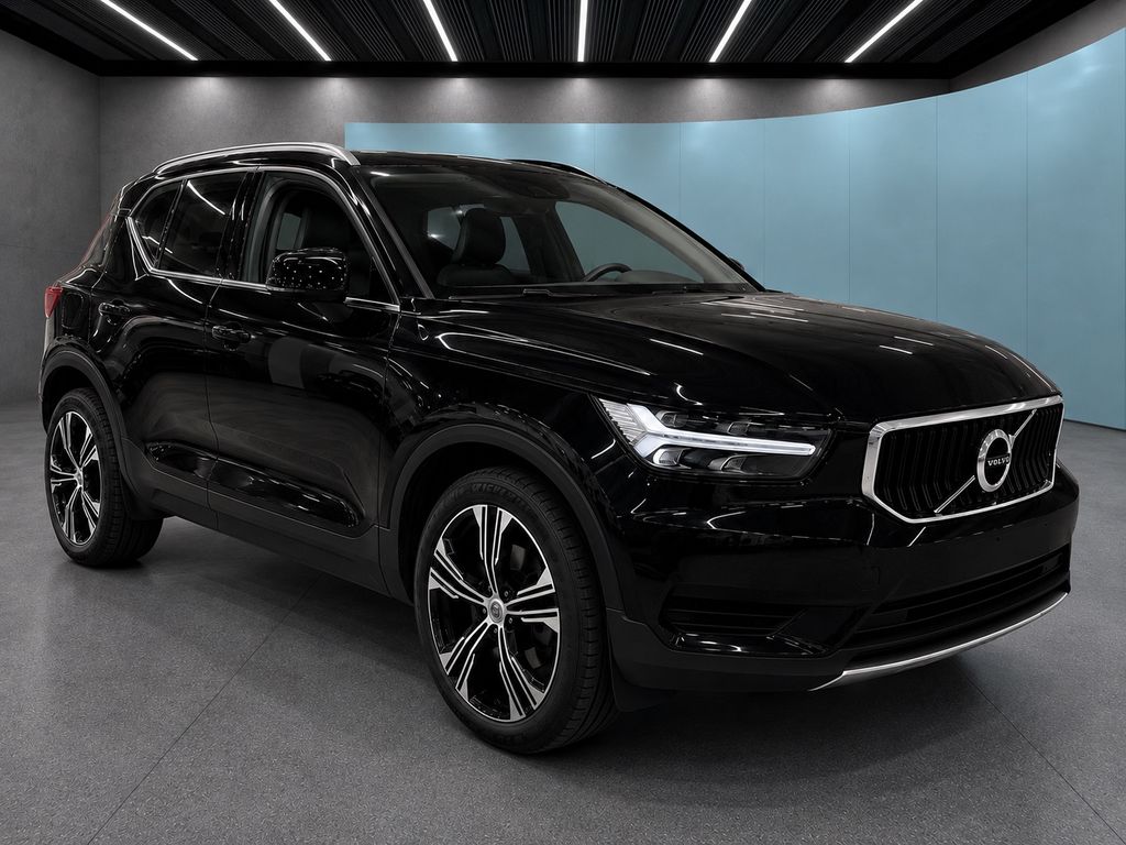 Bild des Angebotes Volvo XC40 T5 HYBRID * LEDER*NAVI* HARMAN KARDON