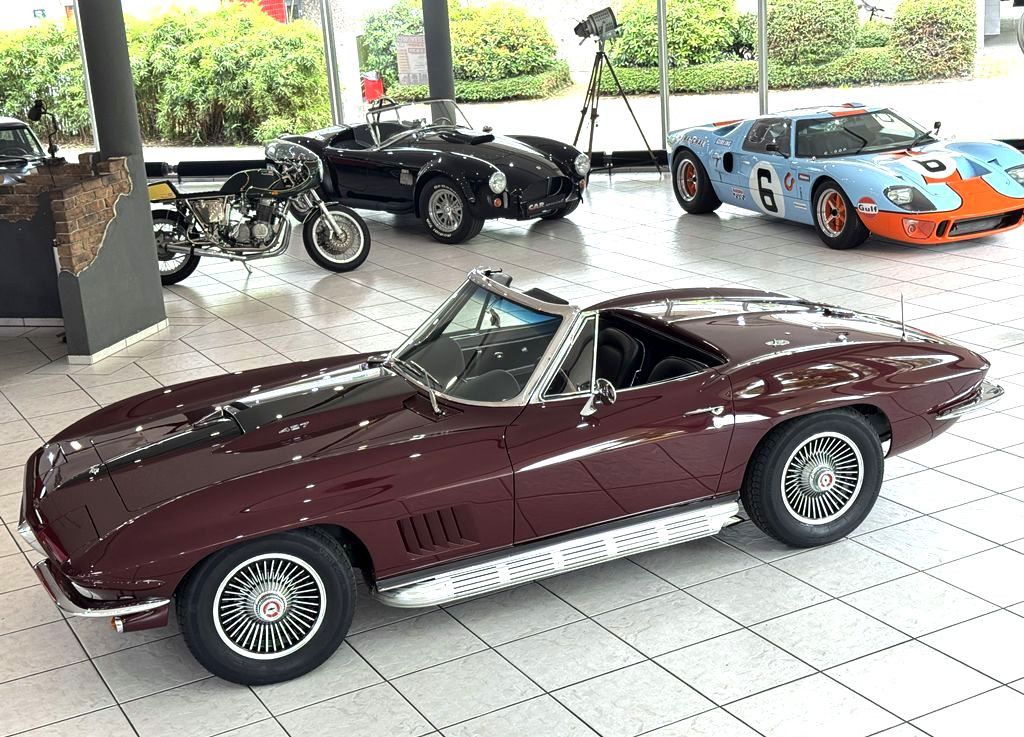 Bild des Angebotes Corvette C2 Sting Ray  427  7.0 V8 L71  Tri-Convertible