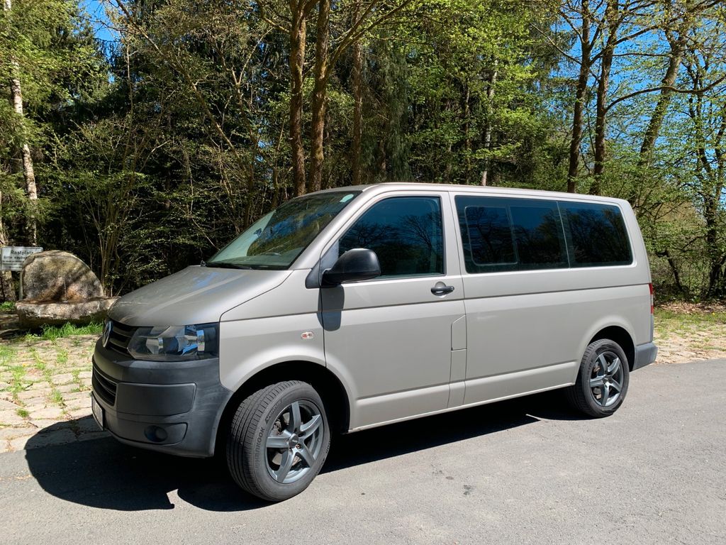 Bild des Angebotes Volkswagen T5 Kombi
