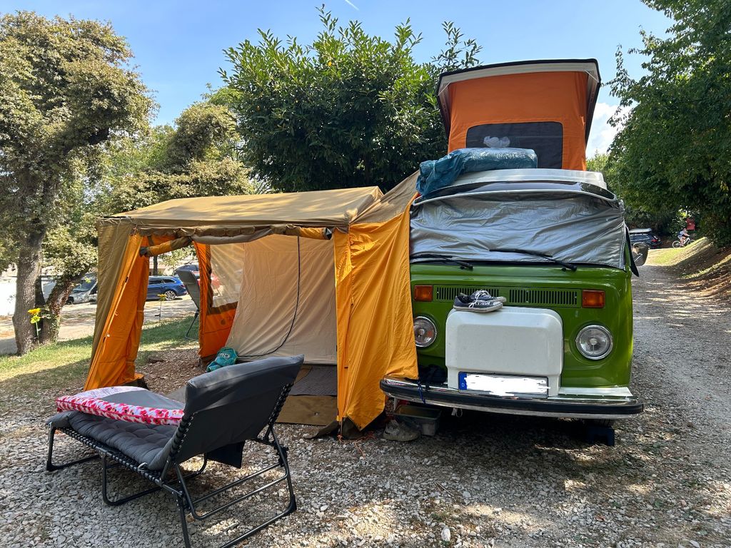 Volkswagen T2B