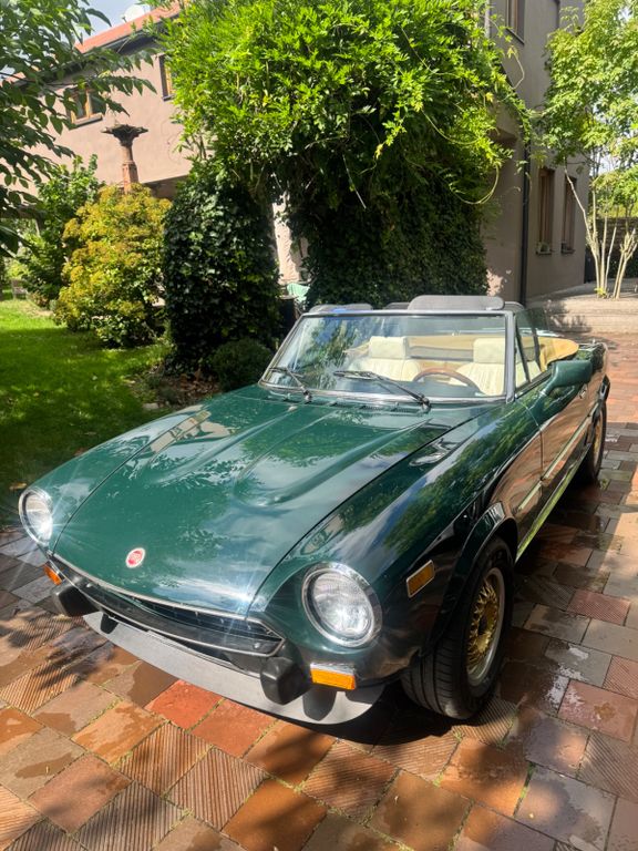 Bild des Angebotes Fiat 124 Spider CS2 2.0 Abarth Replika