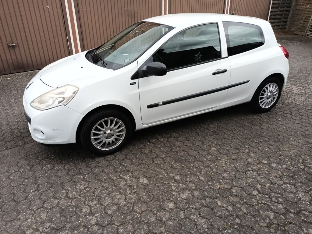 Renault Clio Authentique 1.2 16V 75 Authentique