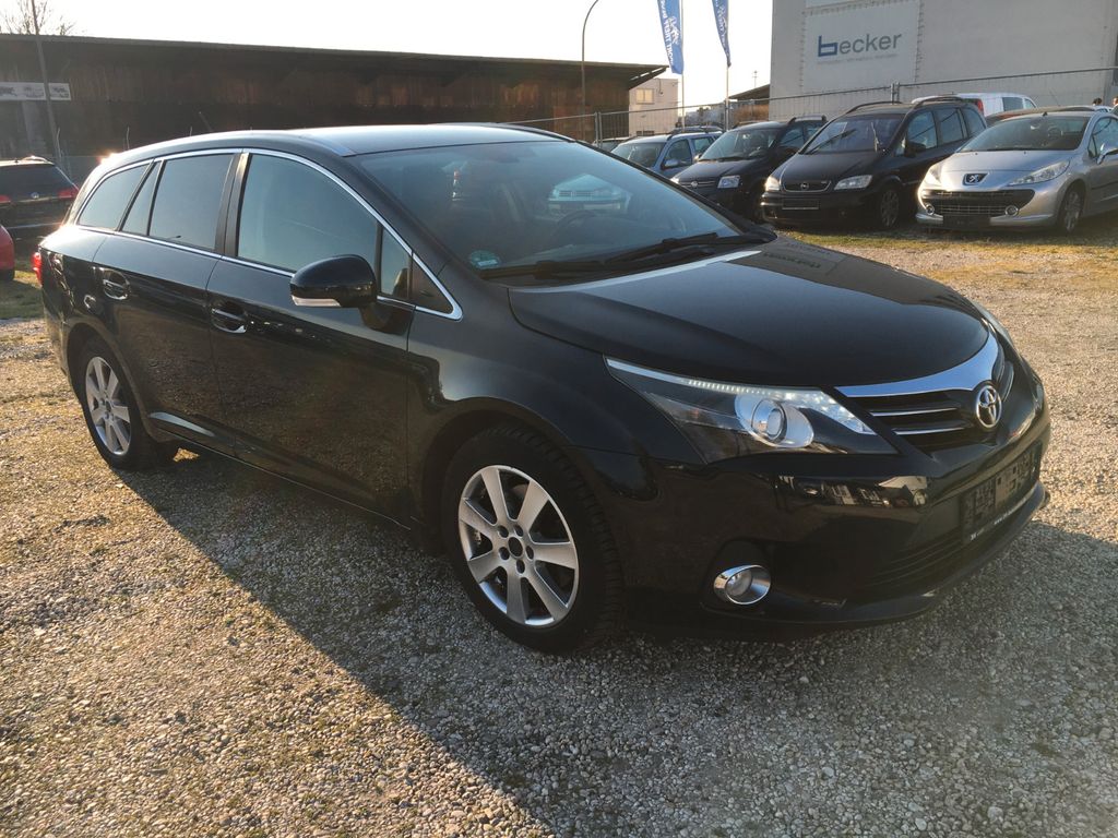 Bild des Angebotes Toyota Avensis Kombi Edition 2.2 Auto AHK SHZ NAVI