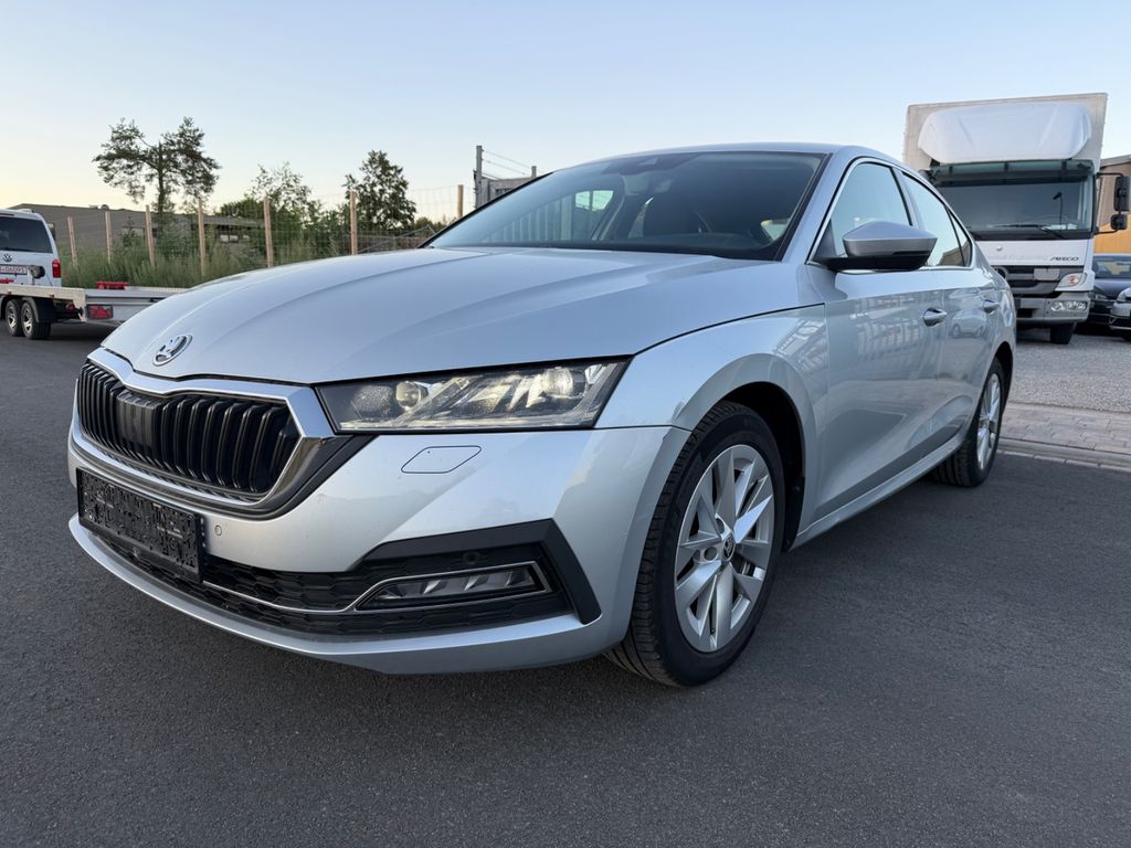 Bild des Angebotes Skoda Octavia Lim. First Edition