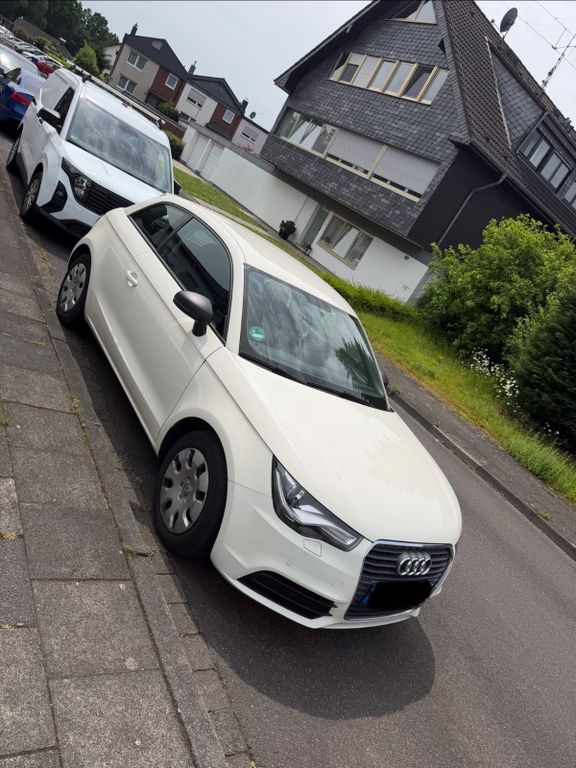 Bild des Angebotes Audi A1 1.4 TFSI Attraction Weiß
