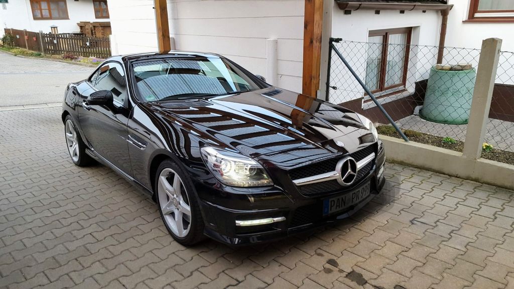 Bild des Angebotes Mercedes-Benz SLK 350 BlueEFFICIENCY Autom. - AMG Sportpaket