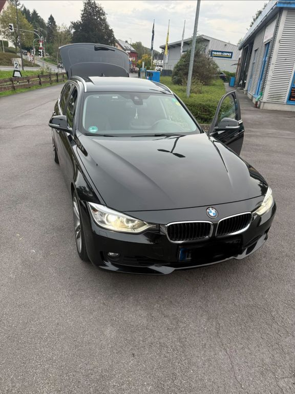 Bild des Angebotes BMW 330d Touring Automatik - xdrive