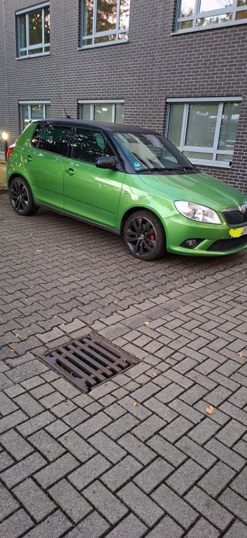 Bild des Angebotes Skoda FABIA 1.4 VRS