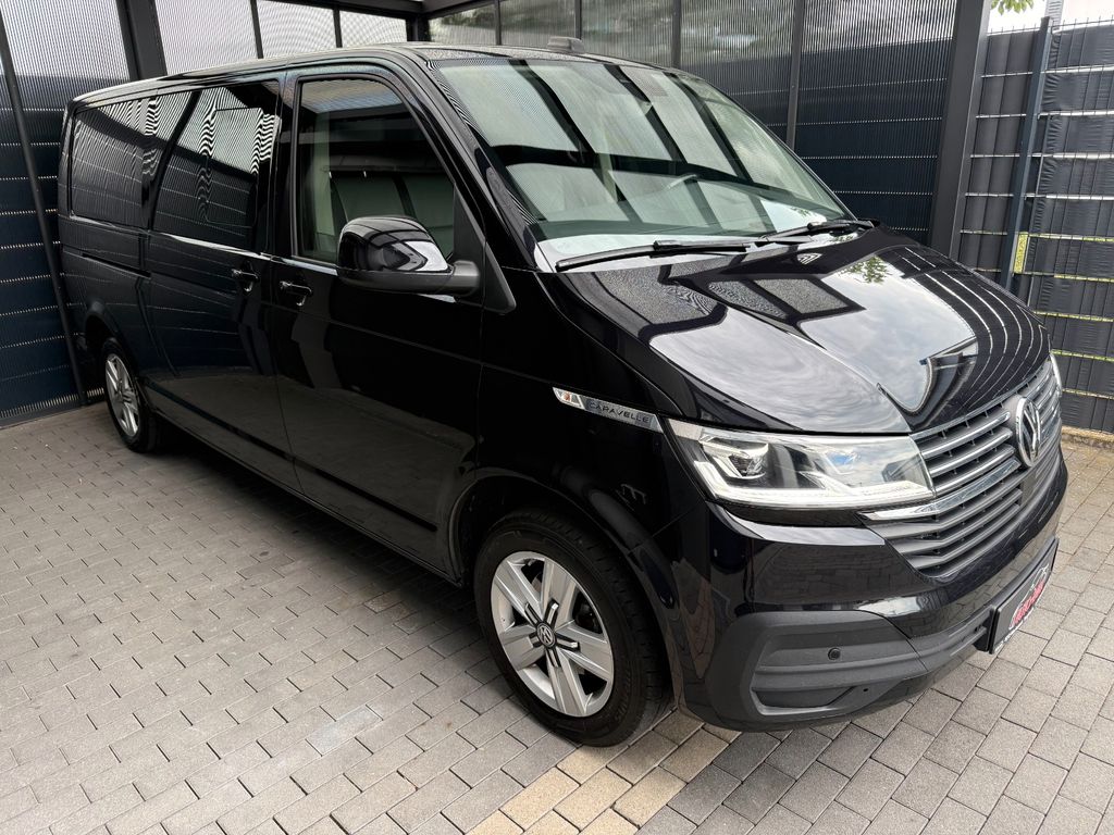 Bild des Angebotes Volkswagen T6.1 Caravelle DSG Lang Navi Ahk 9sitz Rollstuhl