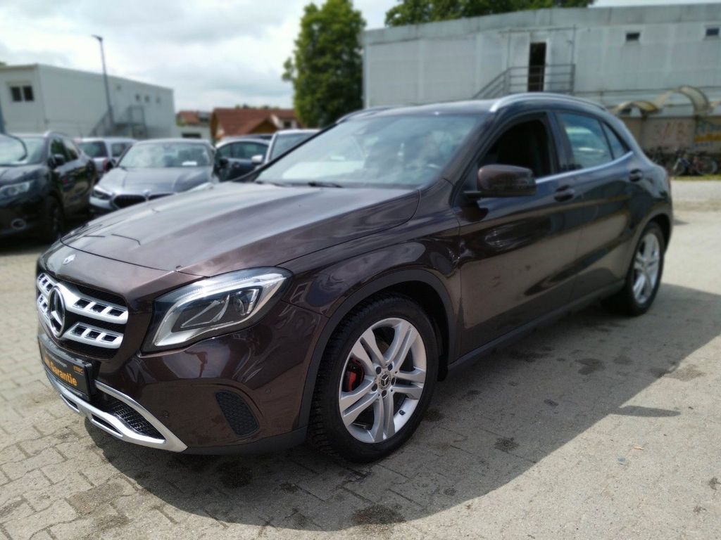 Bild des Angebotes Mercedes-Benz GLA 200+GARANTIE+CARPLAY+LED+NAVI+SHZ+CAM+PDC