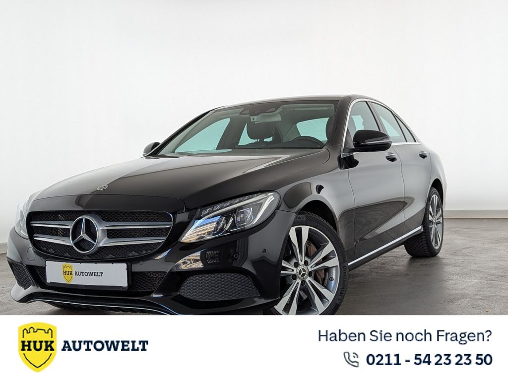 Bild des Angebotes Mercedes-Benz C 400 Avantgarde 4Matic LED+NAVI+SHZ+PDC+LEDER+