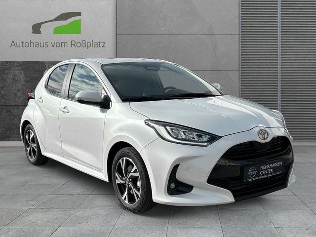 Bild des Angebotes Toyota Yaris 1.5-l-VVT-i Hybrid 116 CVT Team Deutschl