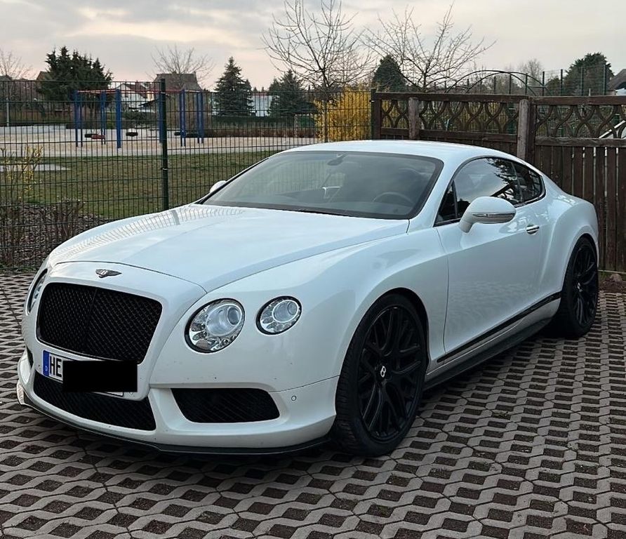 Bild des Angebotes Bentley Continental GT 4.0 V8, Mulliner, Carbon-Paket