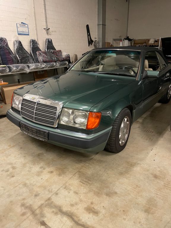 Bild des Angebotes Mercedes-Benz 300 CE-24 H-Zulassung