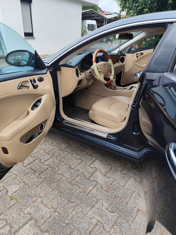 Bild des Angebotes Mercedes-Benz CLS 320 CDI , TÜV, Memory, Massage Leder