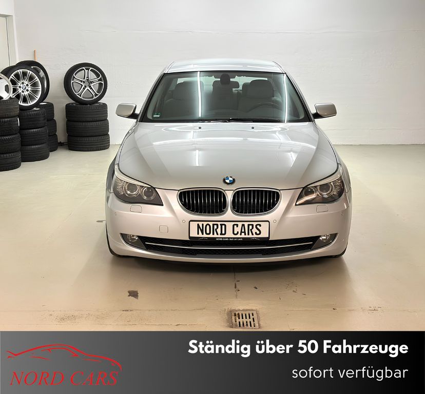 Bild des Angebotes BMW 550i  V8 *1.HAND *XENON *SHZ *PDC *TEMPO *MEMORY