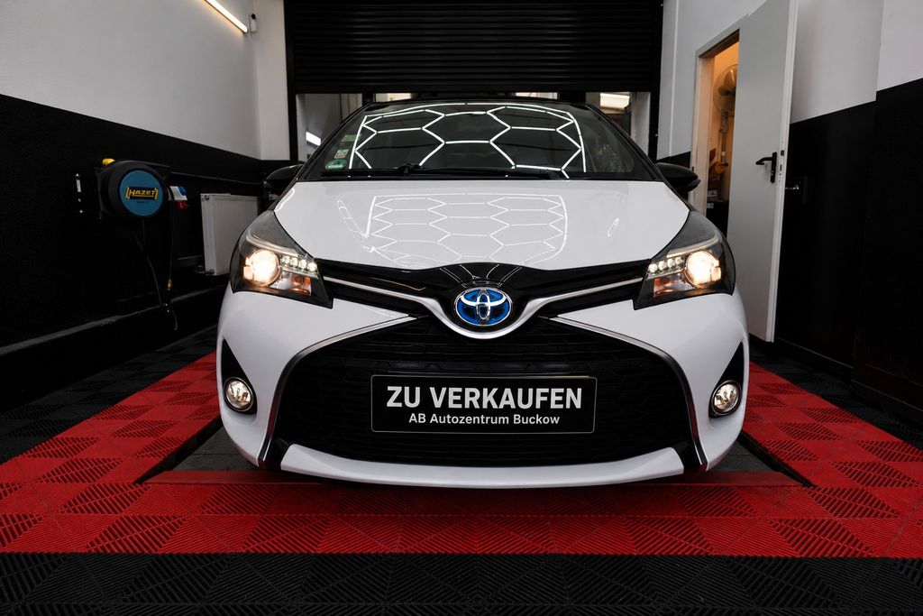 Bild des Angebotes Toyota Yaris Style Hybrid