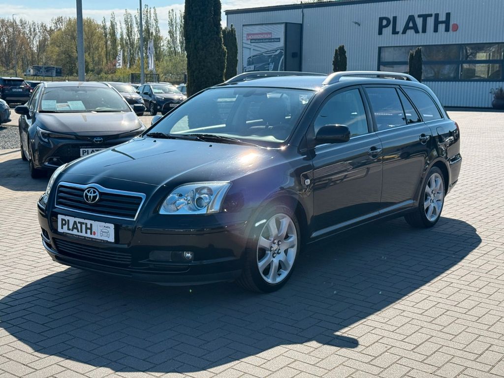 Toyota Avensis Kombi 2.0 Executive